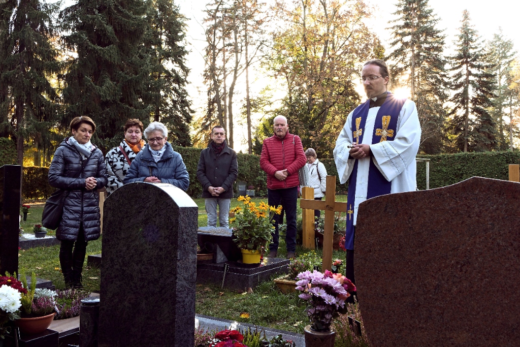 Licht der Hoffnung auf Auferstehung